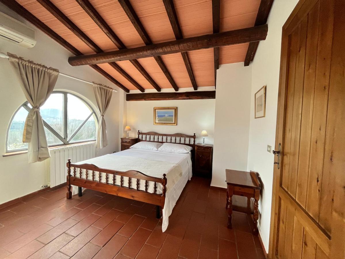 Casa Del Pino Bed & Breakfast Borgo a Buggiano Exterior photo